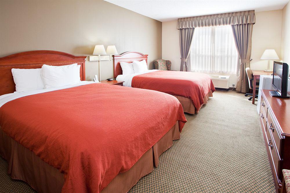 Hotel Express & Atlanta Ne- By Ihg 3*